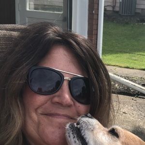 Meet your Posher, Julie